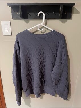 Universal Thread Navy Ribbed Crewneck Sweatshirt